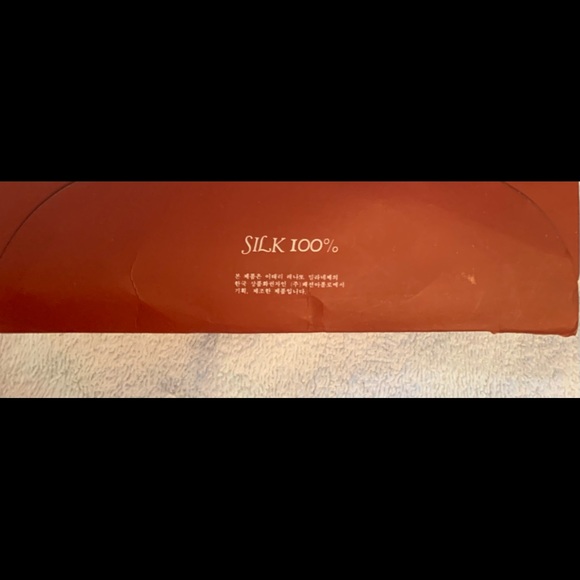 Italian Silk Oriental Theatre Mask Scarf - Picture 3 of 4